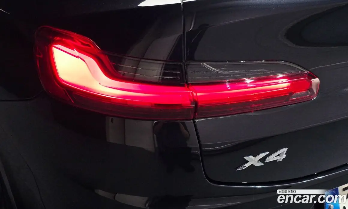 BMW X4 2021 2.0 автомат (гидро), фото 9