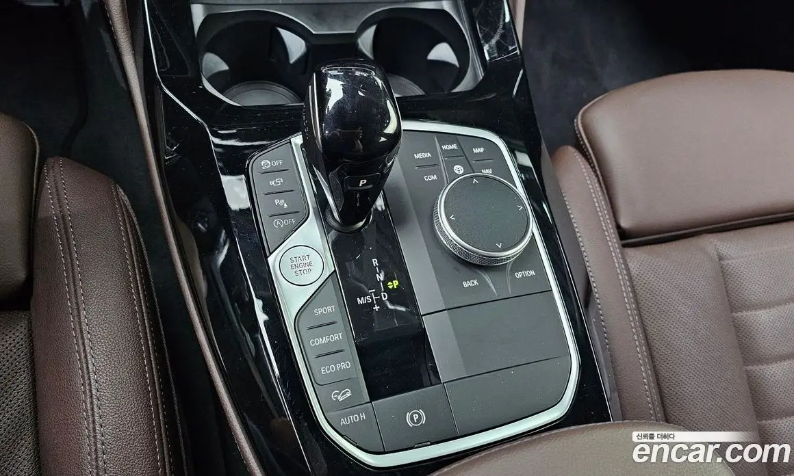 BMW X4 2025 2.0 автомат (гидро), фото 9