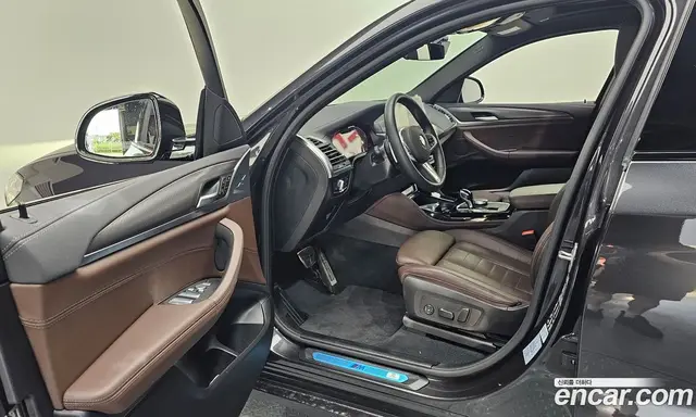 BMW X4 2025 2.0 автомат (гидро), миниатюра 10