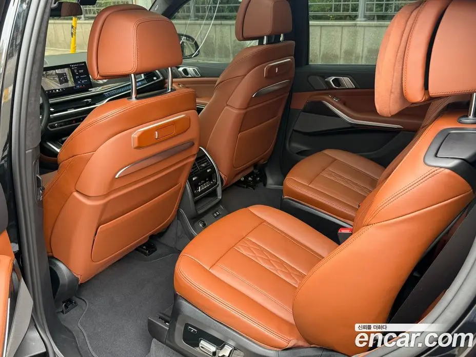 BMW X7 2025 3.0 автомат (гидро), фото 16 BMW X7 2025 3.0 автомат (гидро), фото 16
