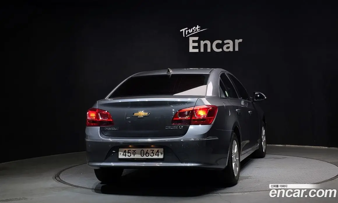 Chevrolet Cruze 2016 1.8 автомат (гидро), фото 4 Chevrolet Cruze 2016 1.8 автомат (гидро), фото 4