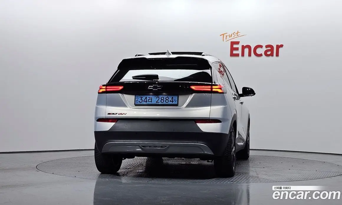 Chevrolet 볼트 EUV 2022 0.2 автомат (гидро), фото 4