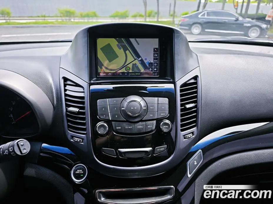 Chevrolet Orlando 2012 2.0 автомат (гидро), фото 13