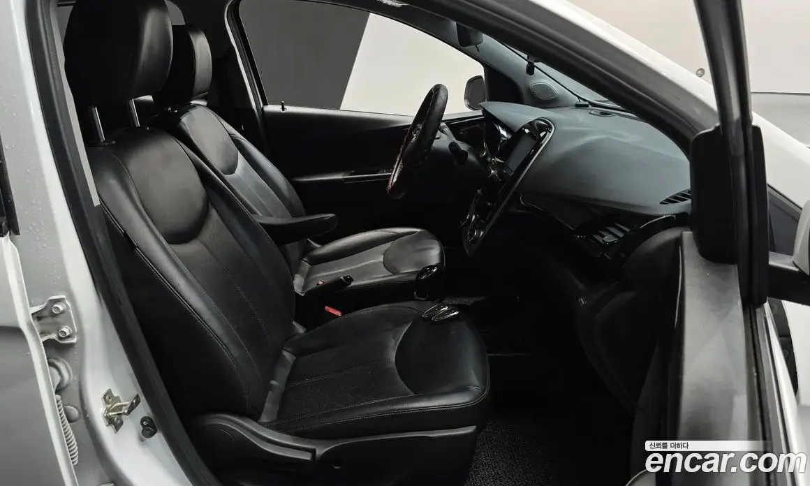 Chevrolet Spark 2016 1.0 автомат (гидро), фото 16 Chevrolet Spark 2016 1.0 автомат (гидро), фото 16