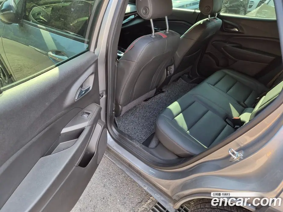 Chevrolet Trax 2023 1.2 автомат (гидро), фото 6