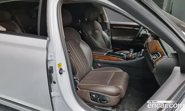Genesis EQ900 2016 3.3 автомат (гидро), миниатюра 12