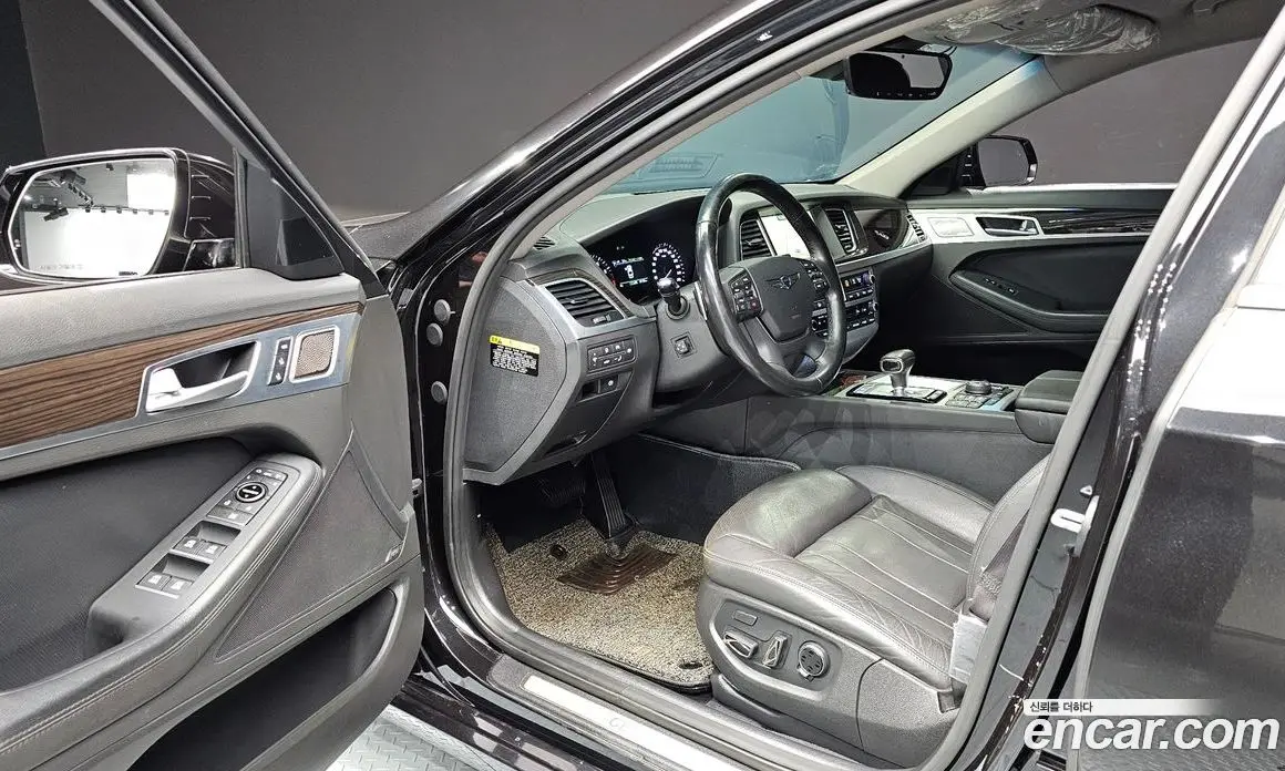 Genesis G80 2017 3.3 автомат (гидро), фото 13 Genesis G80 2017 3.3 автомат (гидро), фото 13
