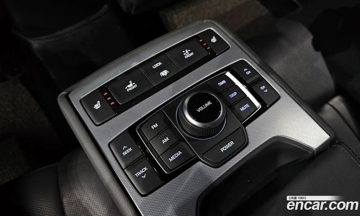 Genesis G80 2017 3.3 автомат (гидро), фото 33 Genesis G80 2017 3.3 автомат (гидро), фото 33