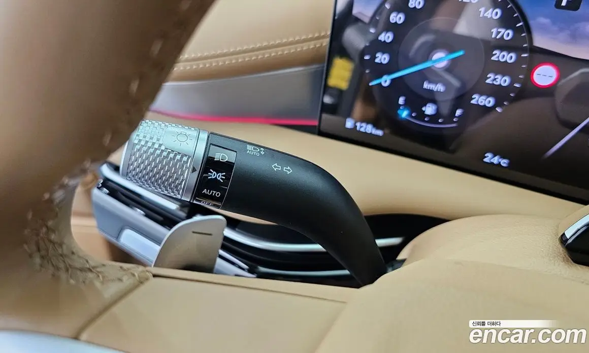 Genesis G80 2024 2.5 автомат (гидро), фото 26 Genesis G80 2024 2.5 автомат (гидро), фото 26