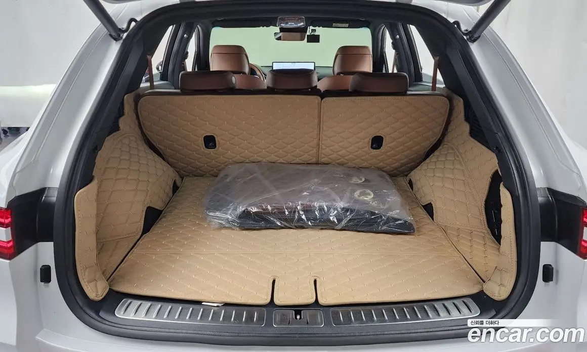 Genesis GV70 2021 2.5 автомат (гидро), фото 26 Genesis GV70 2021 2.5 автомат (гидро), фото 26