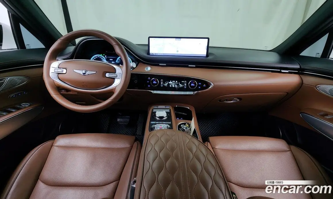 Genesis GV70 2021 2.5 автомат (гидро), фото 10 Genesis GV70 2021 2.5 автомат (гидро), фото 10