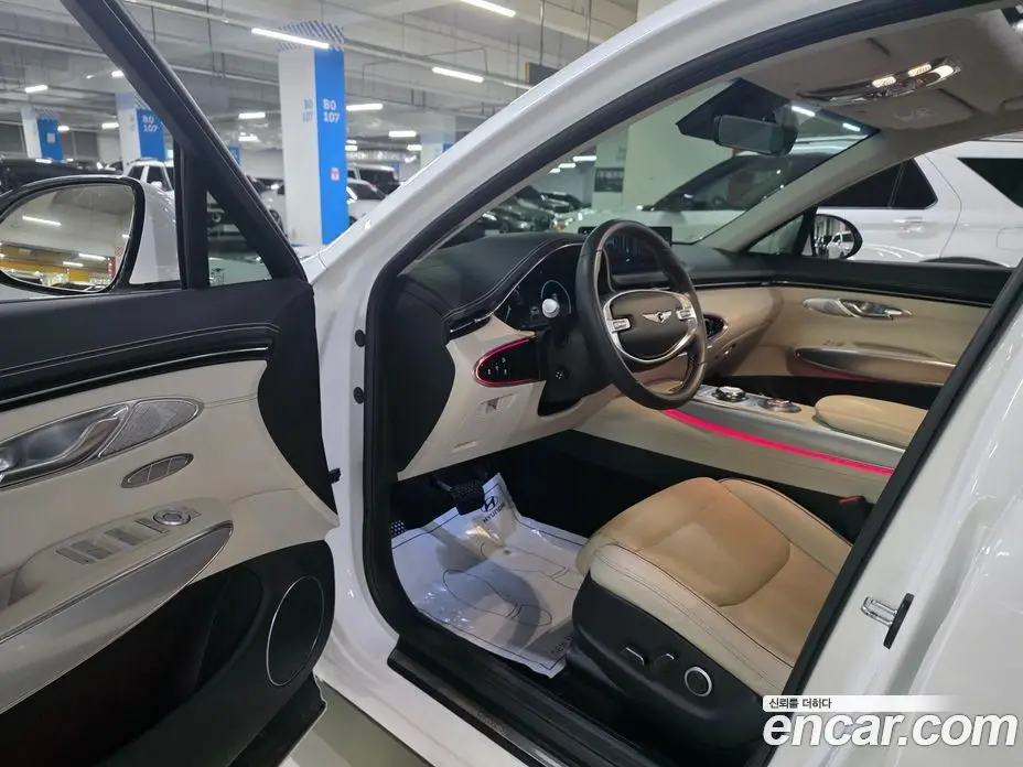 Genesis GV70 2023 2.5 автомат (гидро), фото 14