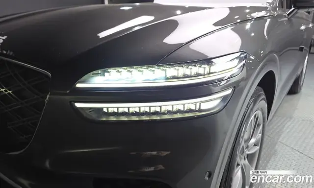 Genesis GV70 2024 2.5 автомат (гидро), миниатюра 8 Genesis GV70 2024 2.5 автомат (гидро), миниатюра 8
