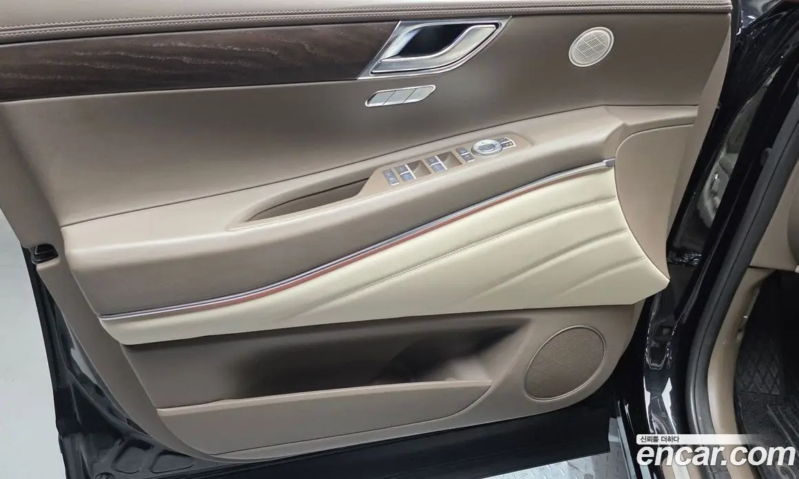 Genesis GV80 2022 2.5 автомат (гидро), фото 14 Genesis GV80 2022 2.5 автомат (гидро), фото 14