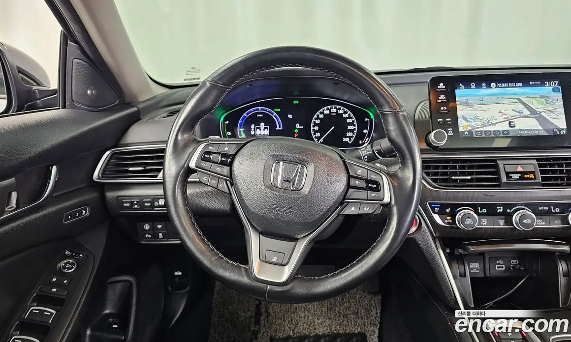 Honda Accord 2021 2.0 автомат (гидро), фото 13