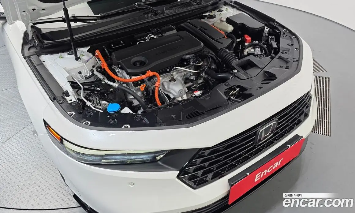 Honda Accord 2024 2.0 автомат (гидро), фото 6