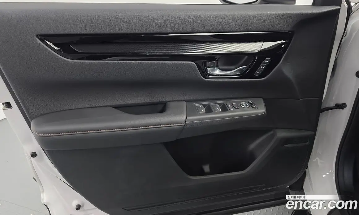 Honda CR-V 2025 2.0 автомат (гидро), фото 14 Honda CR-V 2025 2.0 автомат (гидро), фото 14