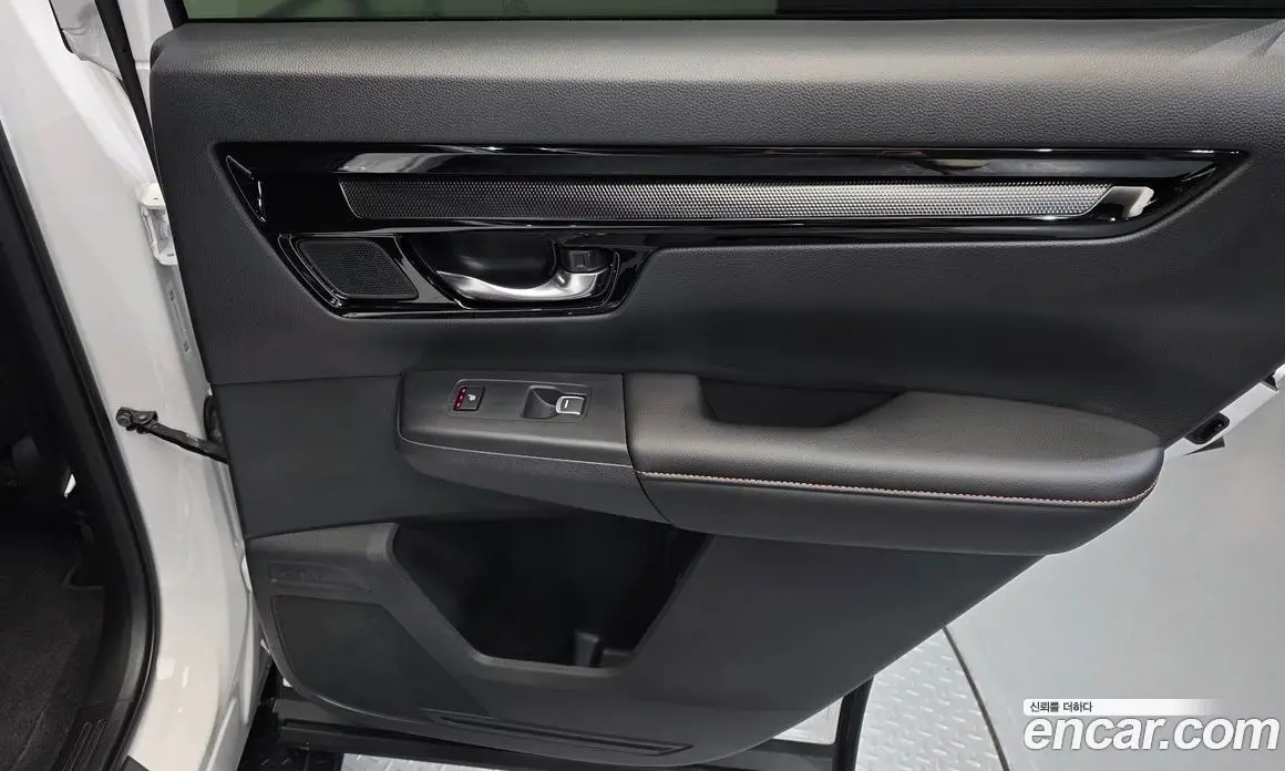 Honda CR-V 2025 2.0 автомат (гидро), фото 15 Honda CR-V 2025 2.0 автомат (гидро), фото 15
