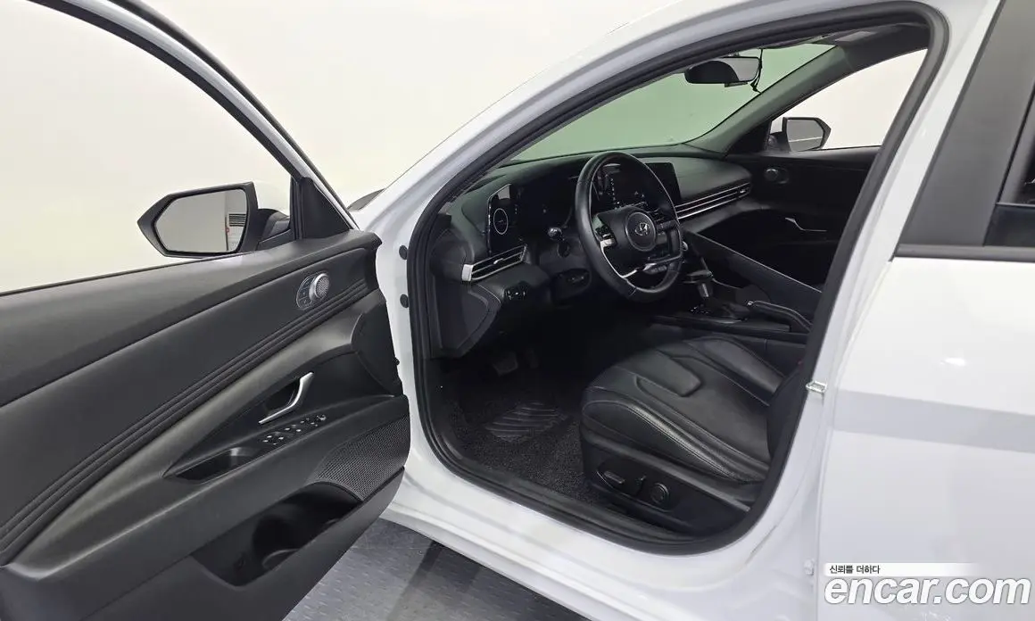 Hyundai Avante 2022 1.6 автомат (гидро), фото 10 Hyundai Avante 2022 1.6 автомат (гидро), фото 10
