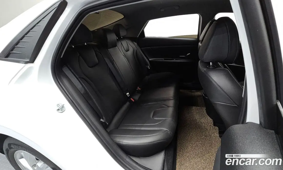 Hyundai Avante 2022 1.6 автомат (гидро), фото 16 Hyundai Avante 2022 1.6 автомат (гидро), фото 16