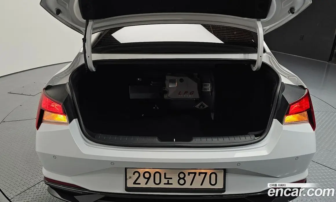 Hyundai Avante 2022 1.6 автомат (гидро), фото 28 Hyundai Avante 2022 1.6 автомат (гидро), фото 28