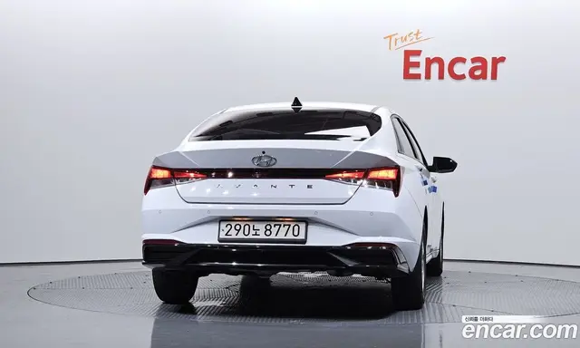 Hyundai Avante 2022 1.6 автомат (гидро), миниатюра 4 Hyundai Avante 2022 1.6 автомат (гидро), миниатюра 4