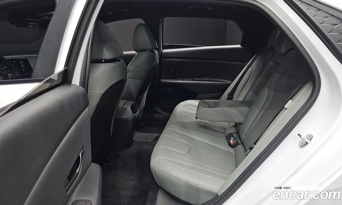 Hyundai Avante 2024 1.6 автомат (гидро), фото 16 Hyundai Avante 2024 1.6 автомат (гидро), фото 16