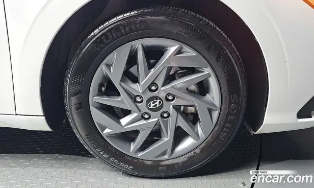 Hyundai Avante 2024 1.6 автомат (гидро), миниатюра 4 Hyundai Avante 2024 1.6 автомат (гидро), миниатюра 4