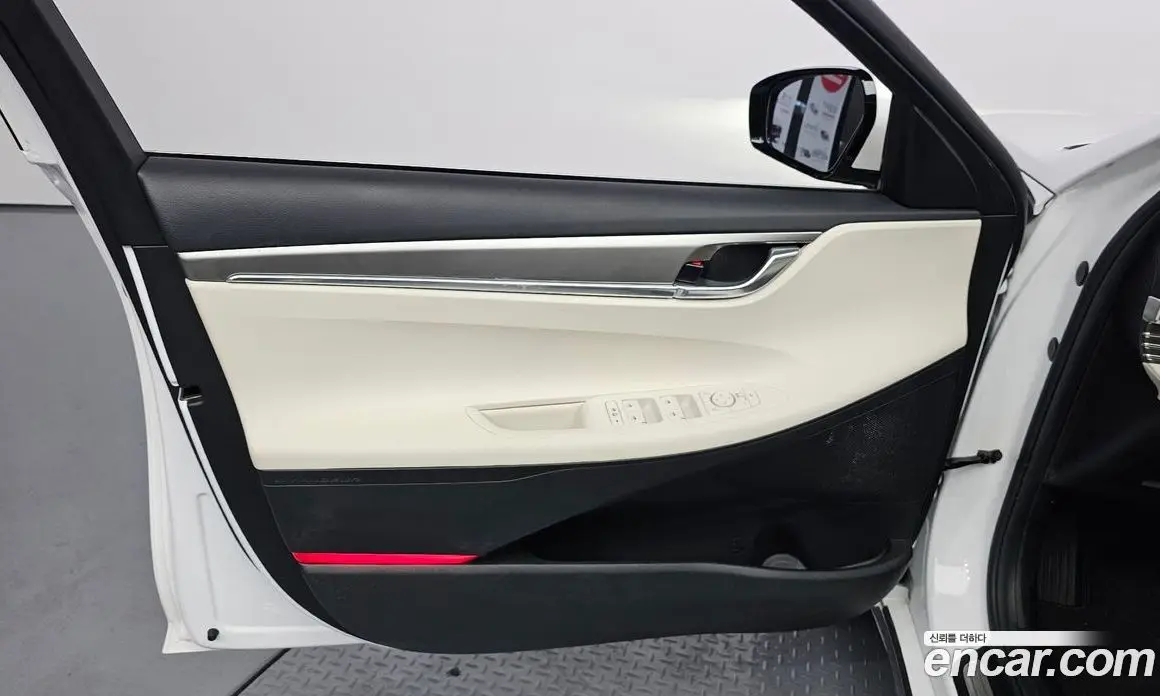 Hyundai Grandeur 2022 2.5 автомат (гидро), фото 14