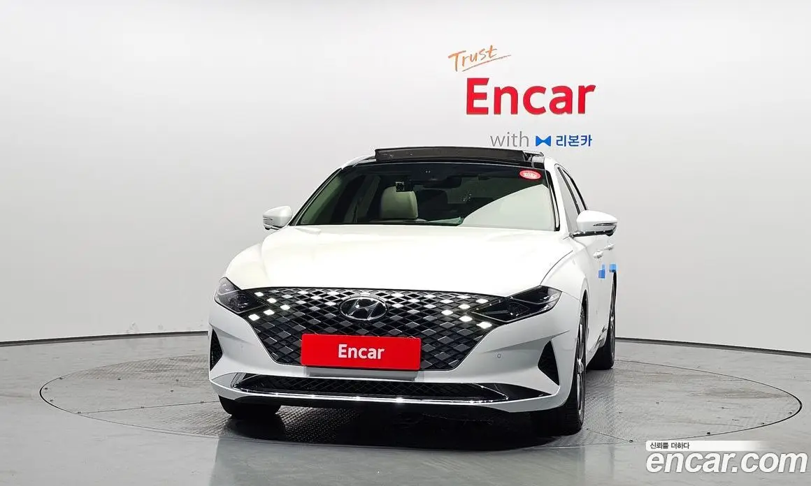 Hyundai Grandeur 2022 2.5 автомат (гидро), фото 3