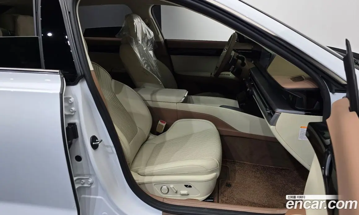 Hyundai Grandeur 2024 1.6 автомат (гидро), фото 15