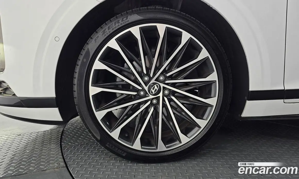 Hyundai Grandeur 2024 1.6 автомат (гидро), фото 4