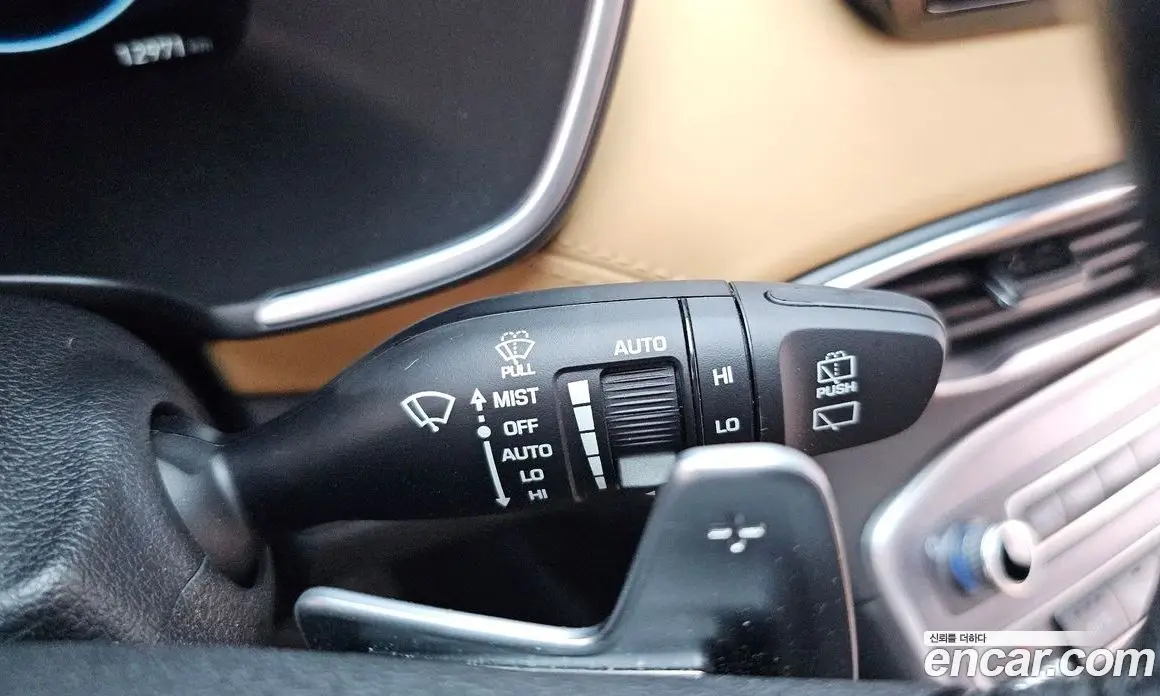 Hyundai Santa Fe 2021 2.2 автомат (гидро), фото 30