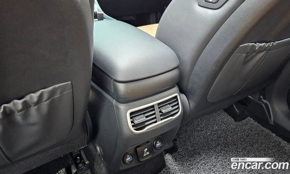 Hyundai Santa Fe 2021 2.2 автомат (гидро), фото 33