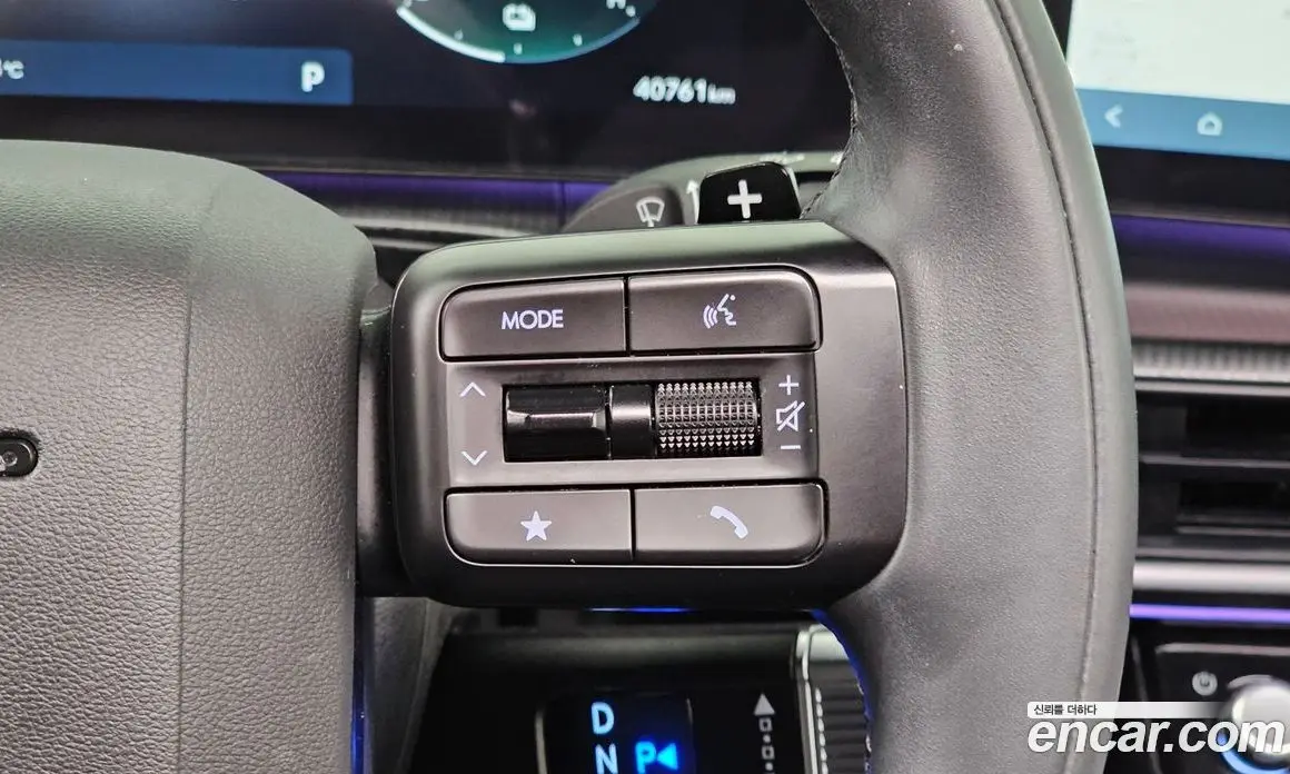 Hyundai Santa Fe 2023 1.6 автомат (гидро), фото 34