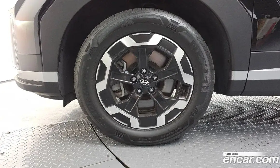 Hyundai Santa Fe 2024 2.5 автомат (гидро), фото 4