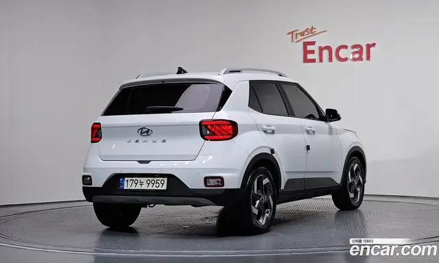 Hyundai Venue 2021 1.6 автомат (гидро), миниатюра 2 Hyundai Venue 2021 1.6 автомат (гидро), миниатюра 2