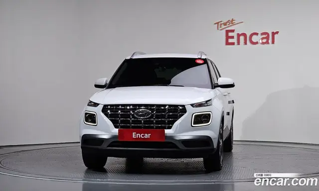 Hyundai Venue 2021 1.6 автомат (гидро), миниатюра 3 Hyundai Venue 2021 1.6 автомат (гидро), миниатюра 3