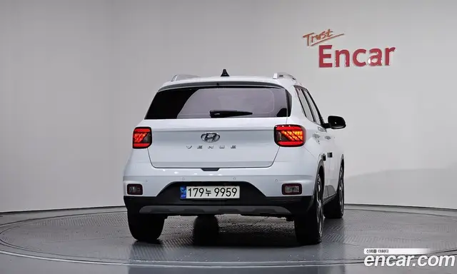 Hyundai Venue 2021 1.6 автомат (гидро), миниатюра 4 Hyundai Venue 2021 1.6 автомат (гидро), миниатюра 4