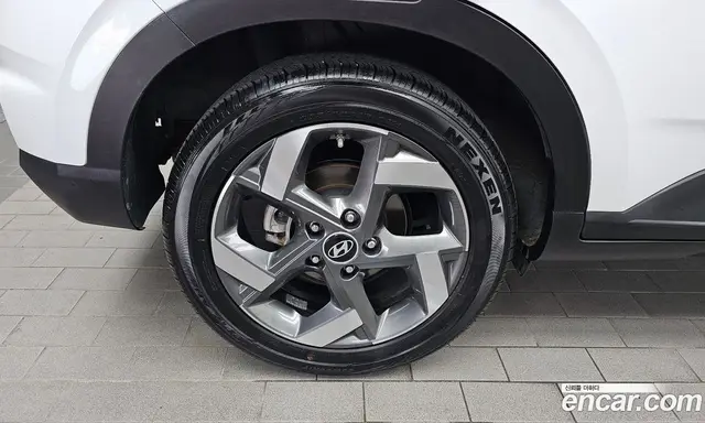 Hyundai Venue 2021 1.6 автомат (гидро), миниатюра 5 Hyundai Venue 2021 1.6 автомат (гидро), миниатюра 5