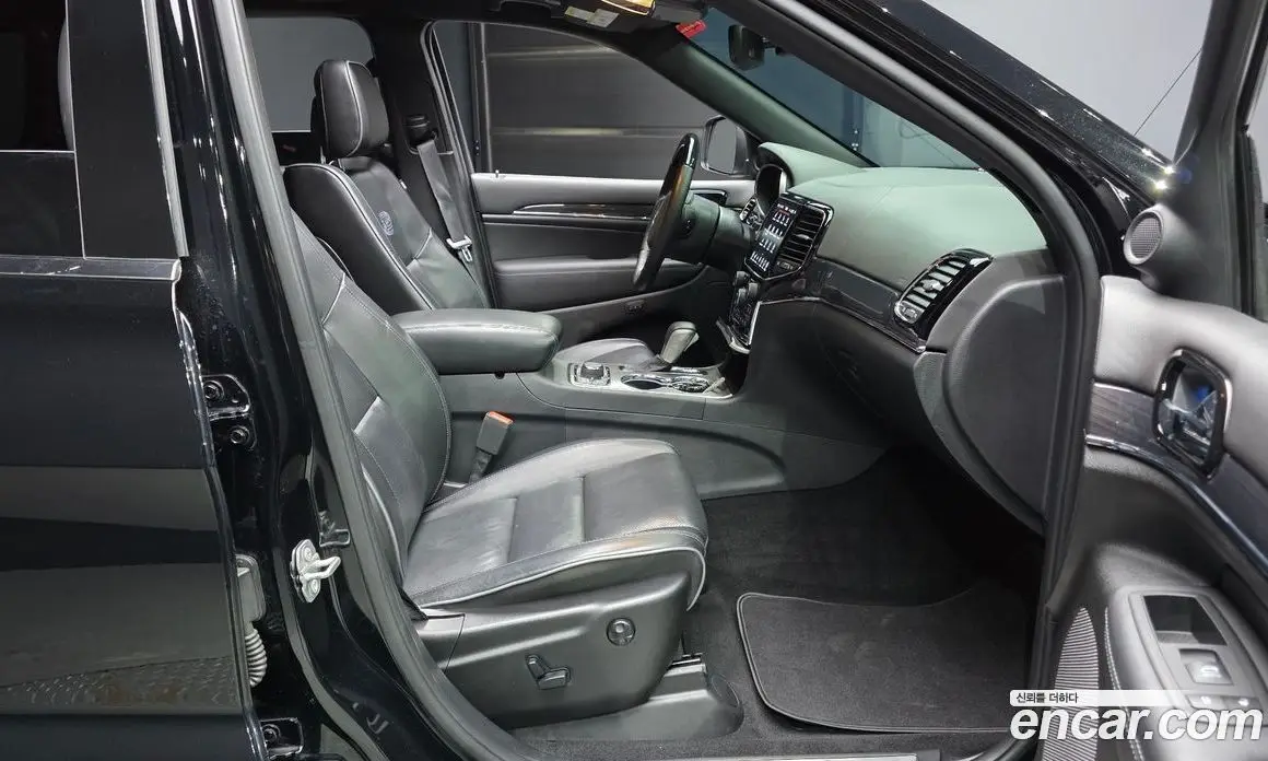 Jeep Cherokee 2020 3.6 автомат (гидро), фото 16