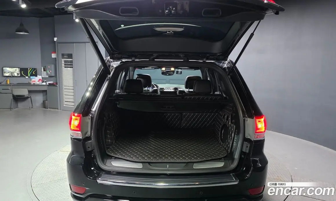 Jeep Cherokee 2020 3.6 автомат (гидро), фото 25