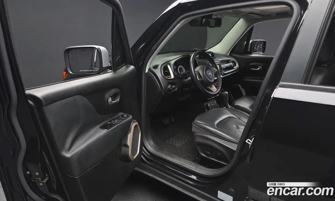 Jeep Renegade 2017 2.0 автомат (гидро), фото 13 Jeep Renegade 2017 2.0 автомат (гидро), фото 13