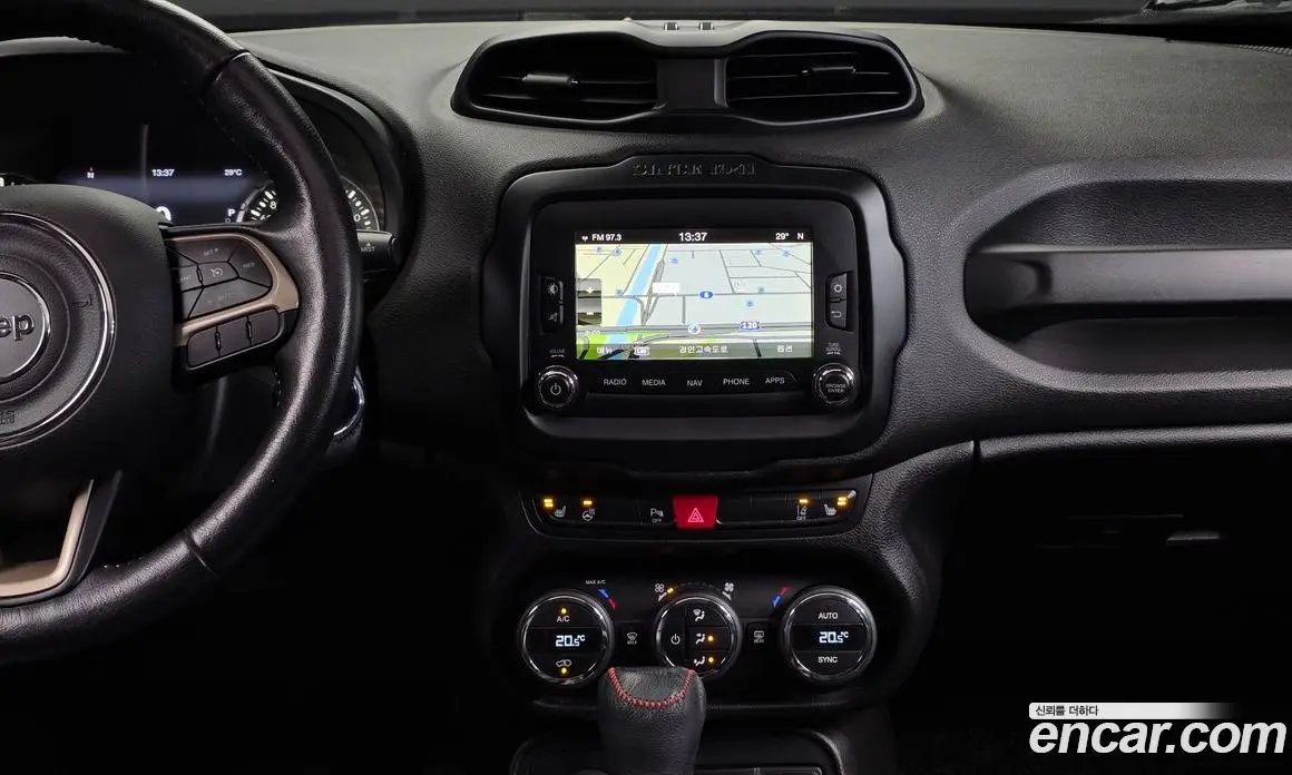 Jeep Renegade 2017 2.0 автомат (гидро), фото 18 Jeep Renegade 2017 2.0 автомат (гидро), фото 18