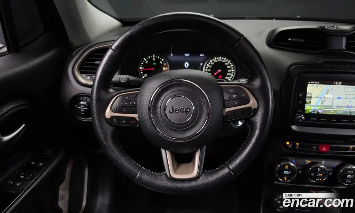 Jeep Renegade 2017 2.0 автомат (гидро), фото 19 Jeep Renegade 2017 2.0 автомат (гидро), фото 19