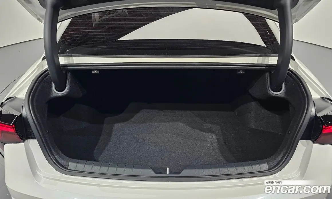 Kia K5 (Optima) 2023 2.0 автомат (гидро), фото 20 Kia K5 (Optima) 2023 2.0 автомат (гидро), фото 20