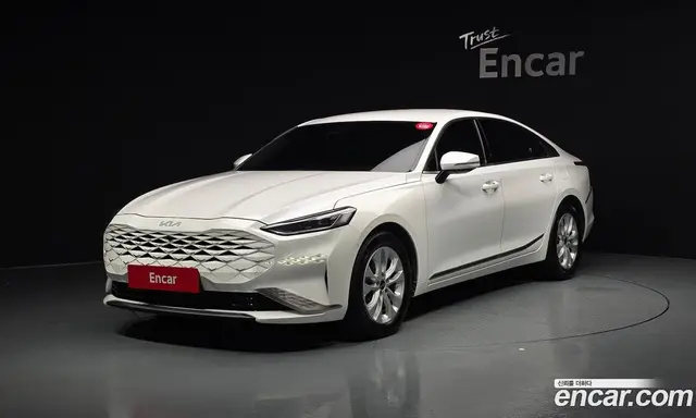 Kia K8, 2023, 25 732 км