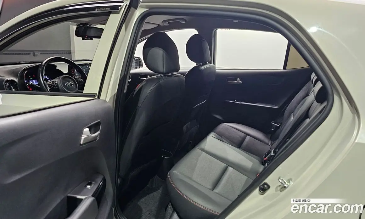 Kia Morning 2018 1.0 автомат (гидро), фото 11 Kia Morning 2018 1.0 автомат (гидро), фото 11