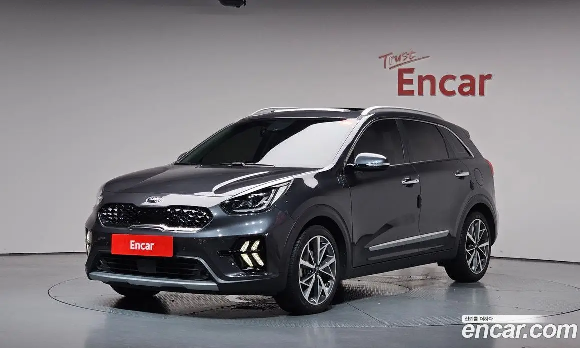 Kia Niro 2019 1.6 автомат (гидро), фото 1 Kia Niro 2019 1.6 автомат (гидро), фото 1