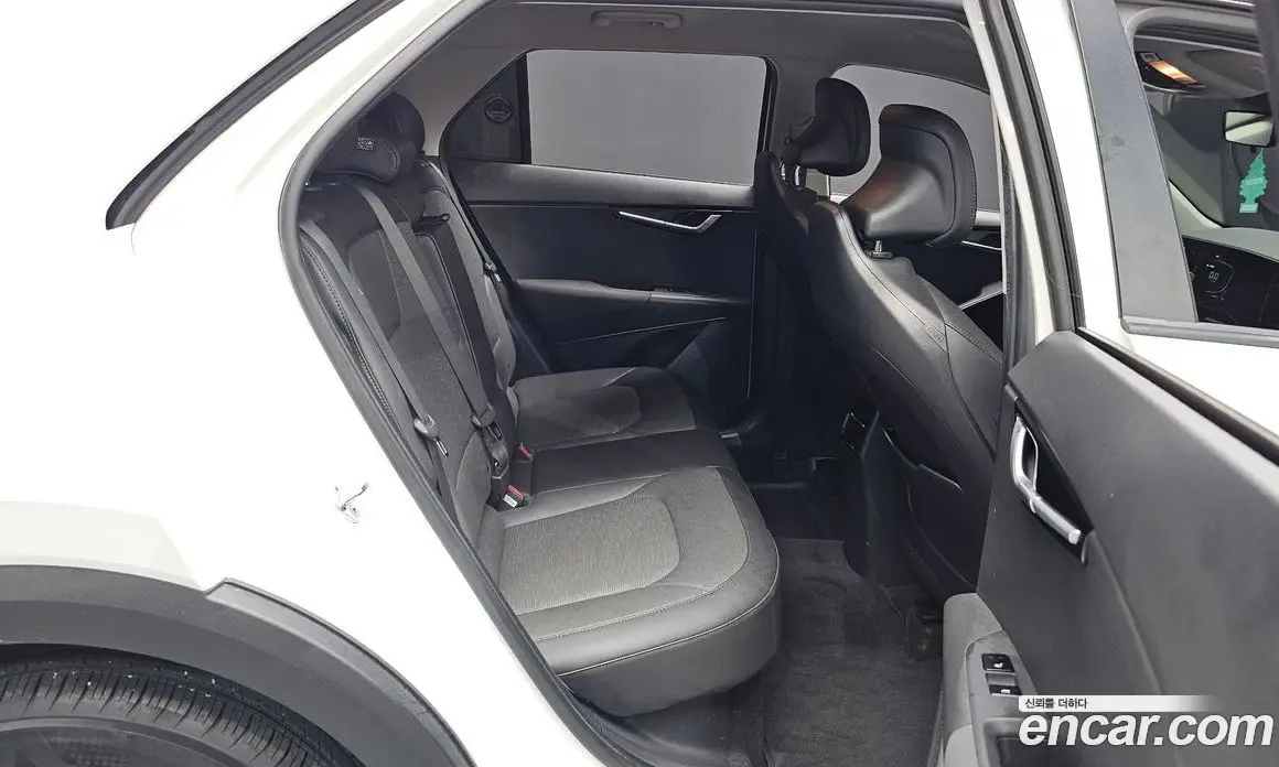 Kia Niro 2022 1.6 автомат (гидро), фото 17